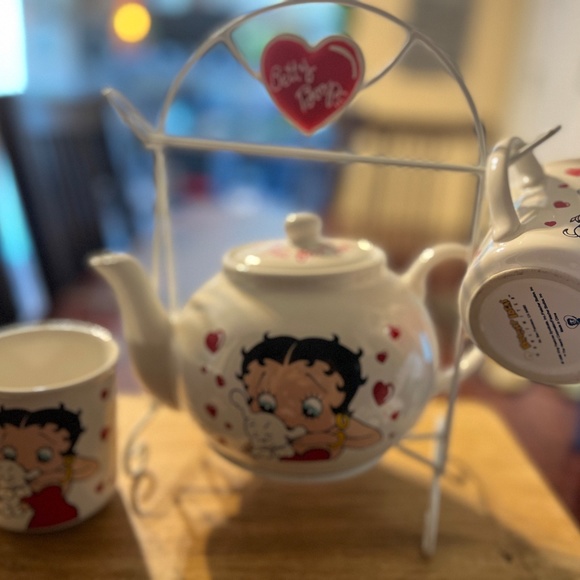 Kitchen Vintage Betty Boop Tea Set For 2 W Stand Poshmark